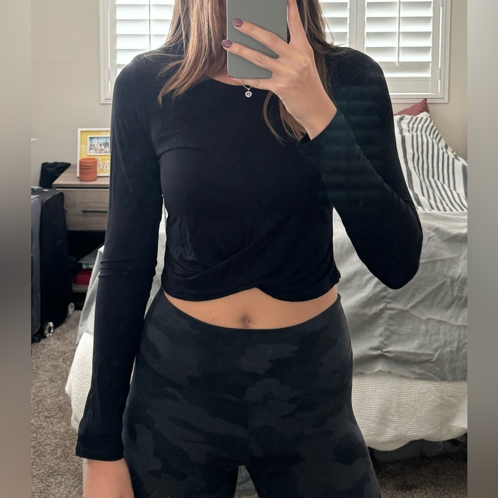 Spiritual gangster long sleeve crop top